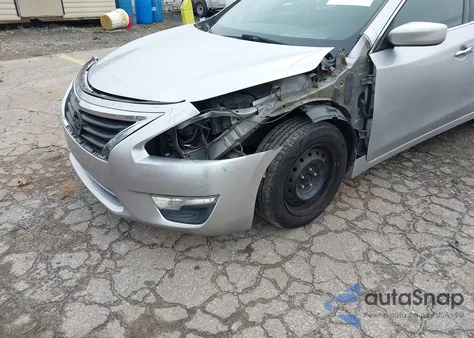 2015 Nissan Altima 2.5/2.5 S/2.5 Sl/2.5 Sv from USA, damaged, VIN 1N4AL3AP4FC426313